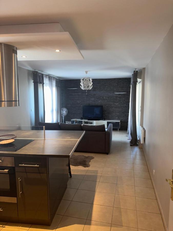 Superbe Appartement Tout Equipe Avec Parking. Марсель Екстер'єр фото